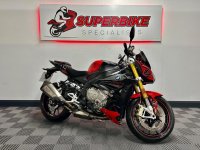 BMW S1000R