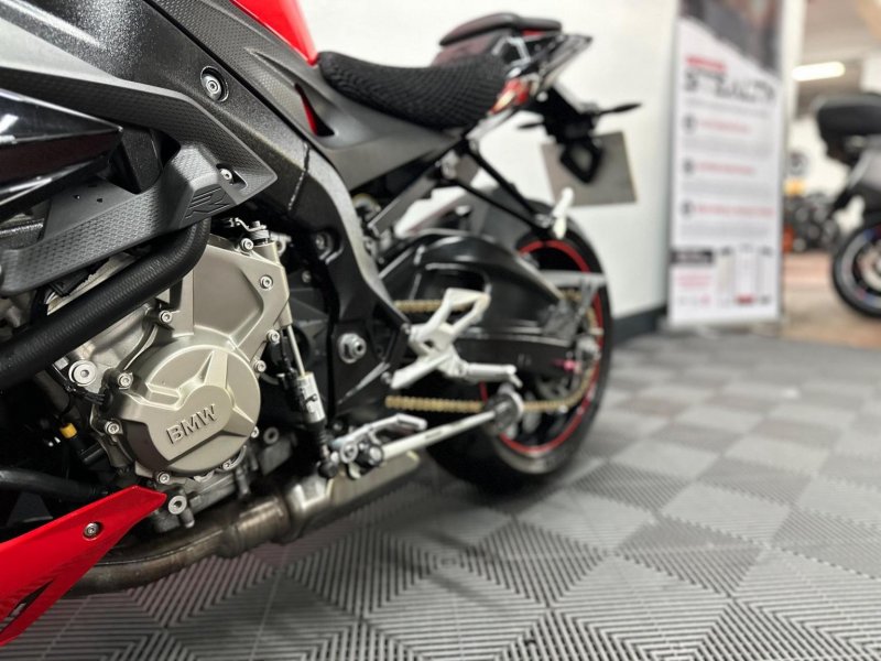BMW S1000R