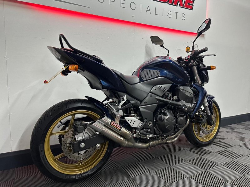 KAWASAKI Z750