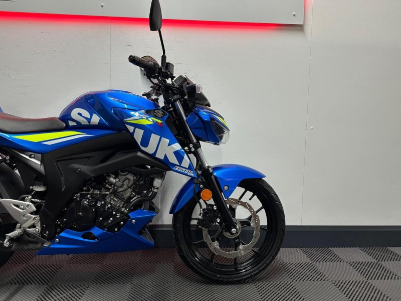 SUZUKI GSX-S125