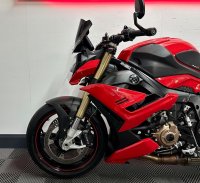 BMW S1000R