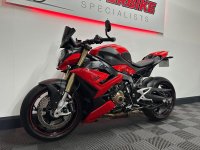 BMW S1000R