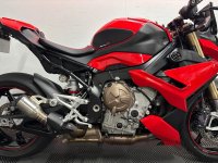 BMW S1000R