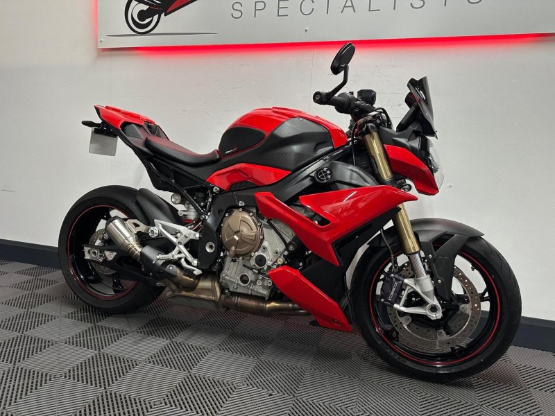 BMW S1000R