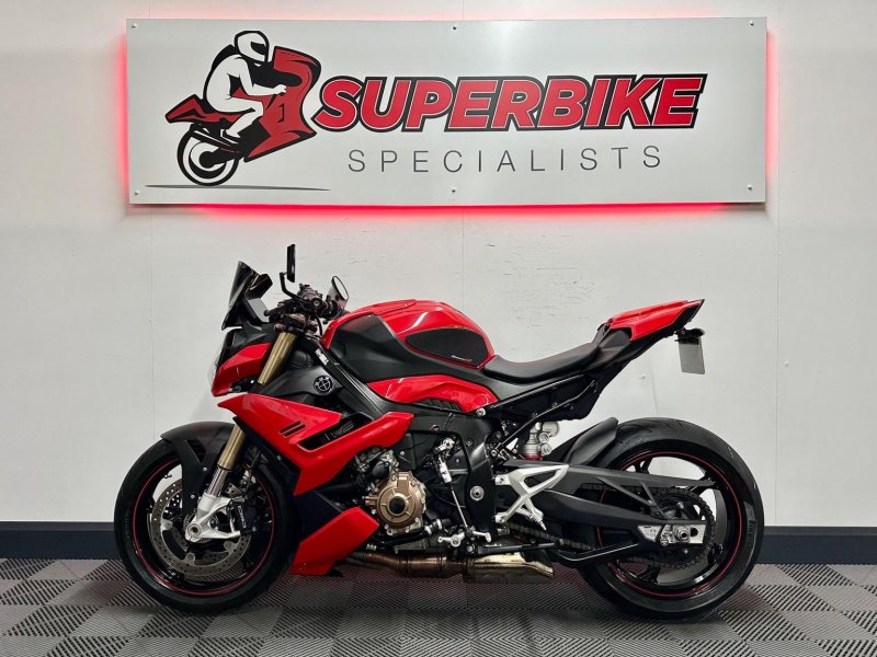 BMW S1000R