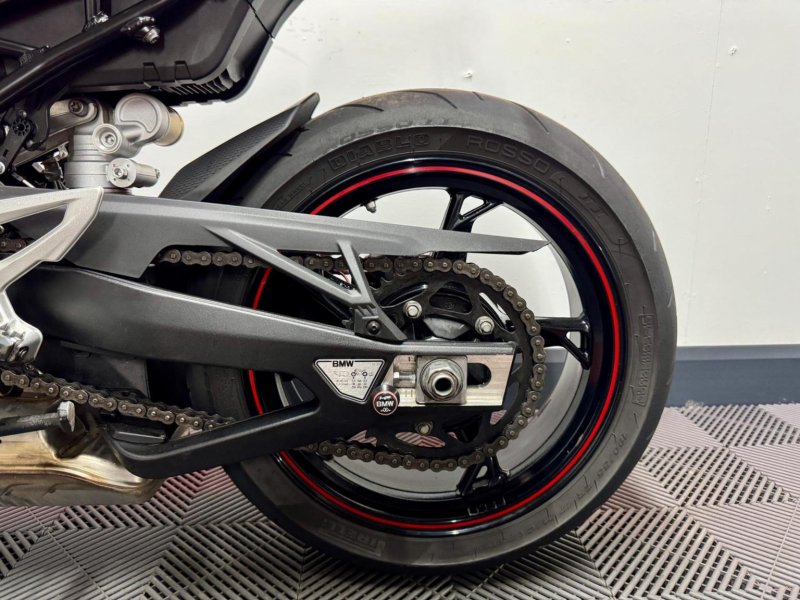BMW S1000R