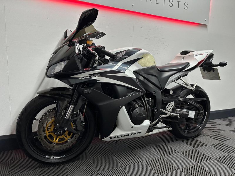 HONDA CBR600RR