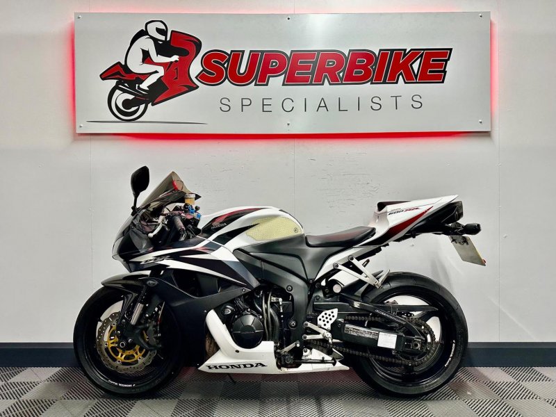HONDA CBR600RR