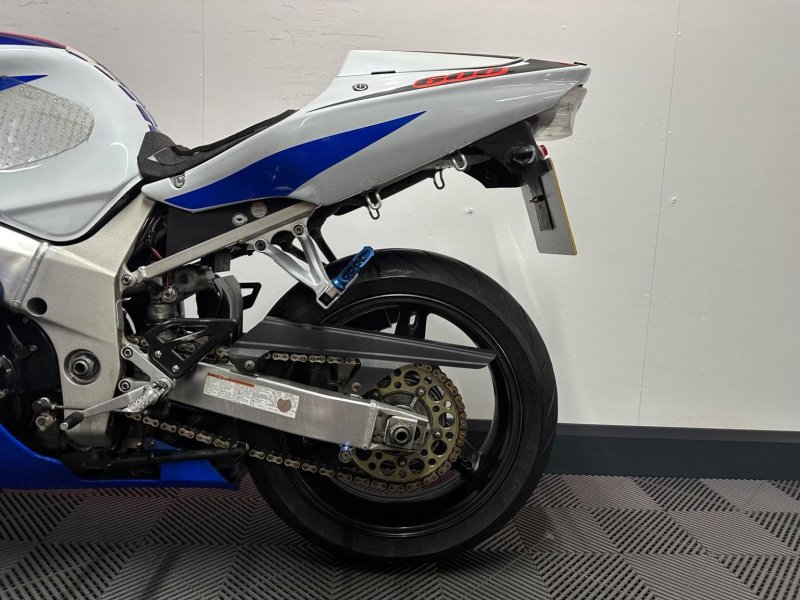 SUZUKI GSXR600