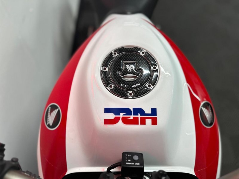 HONDA CB1000R