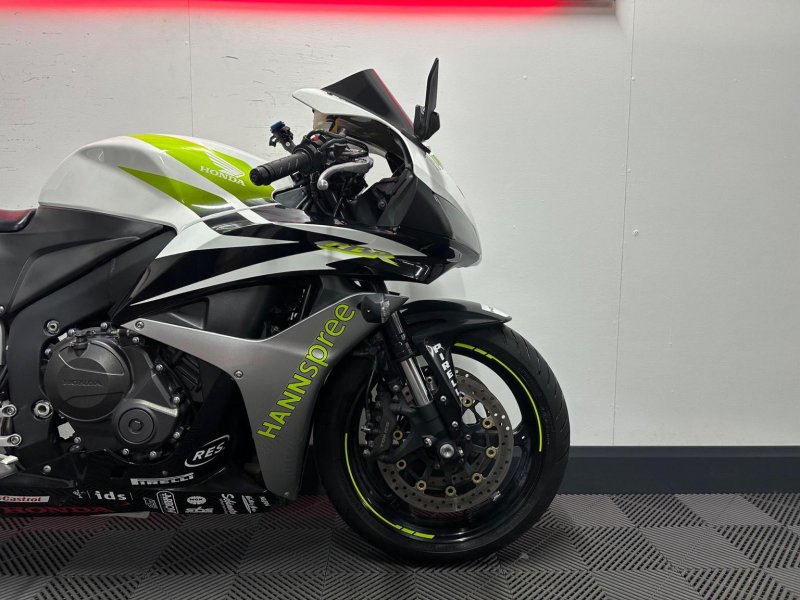 HONDA CBR600RR
