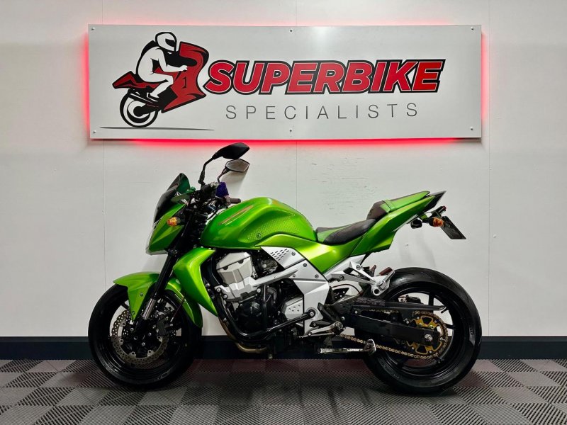 KAWASAKI Z750