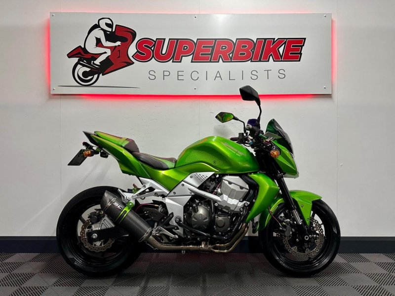 KAWASAKI Z750
