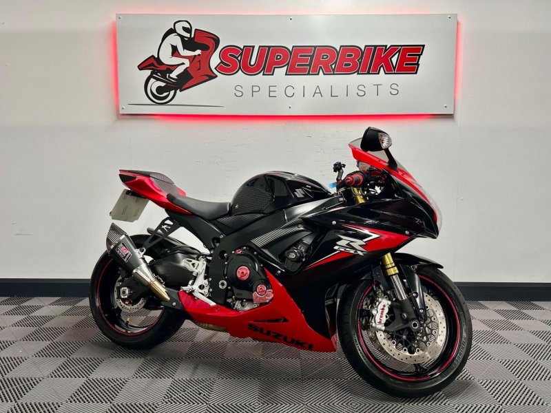 SUZUKI GSXR750