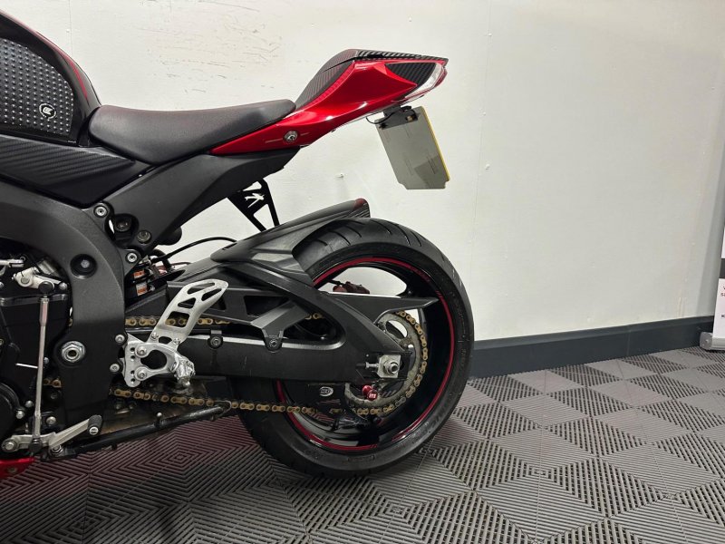 SUZUKI GSXR750