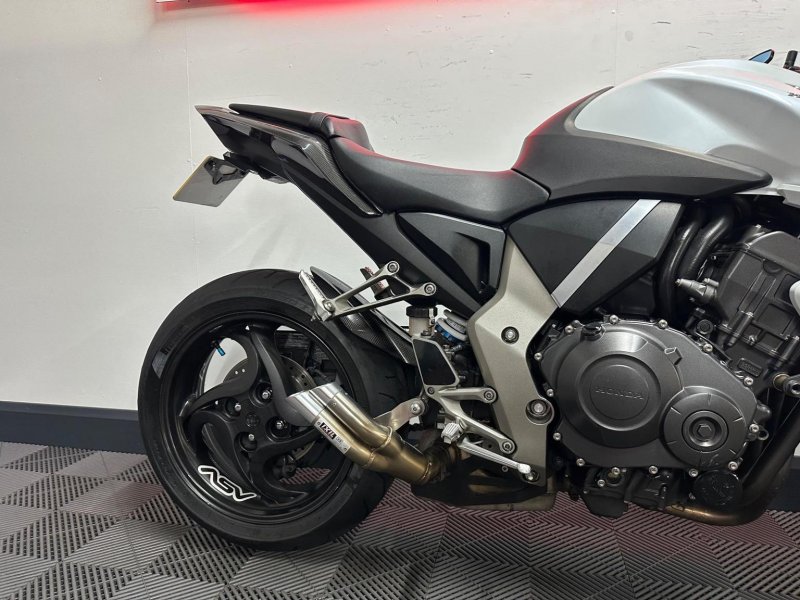 HONDA CB1000R