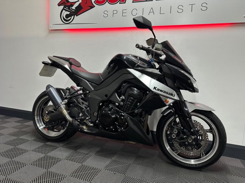 KAWASAKI Z1000