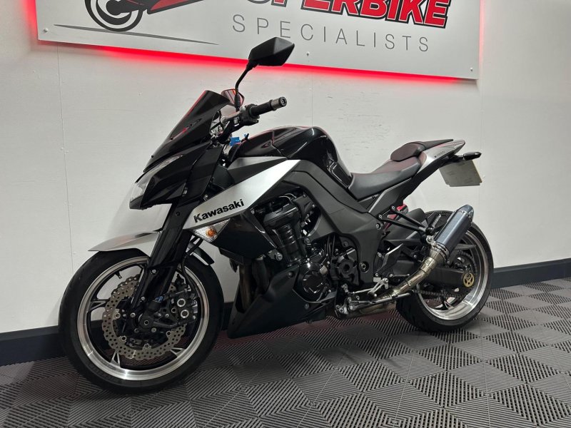 KAWASAKI Z1000