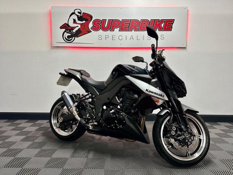 KAWASAKI Z1000