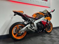 HONDA CBR1000RR Fireblade