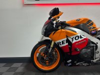 HONDA CBR1000RR Fireblade