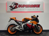 HONDA CBR1000RR Fireblade