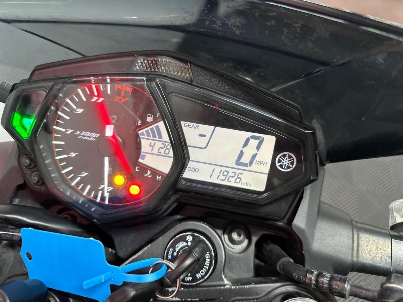 YAMAHA MT-03