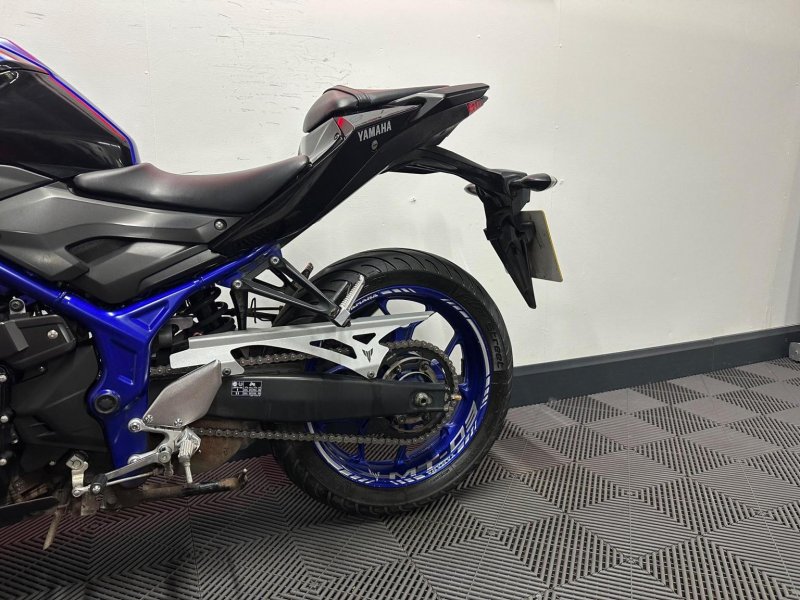YAMAHA MT-03