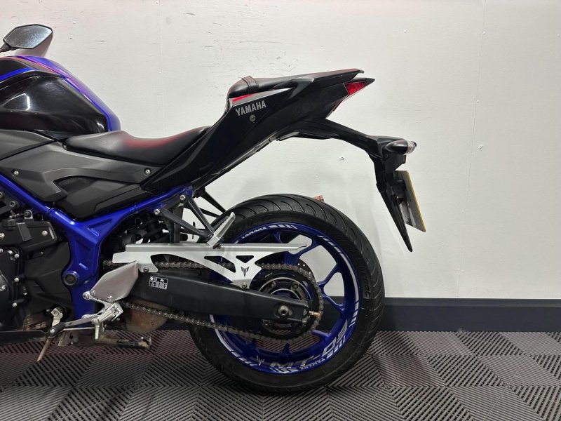 YAMAHA MT-03