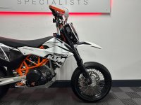 KTM 690 SMC R