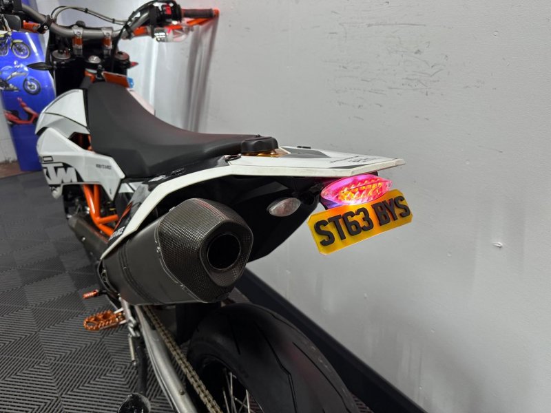 KTM 690 SMC R