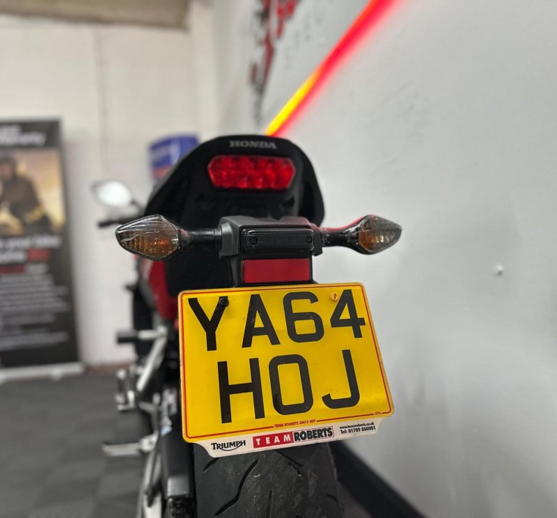 HONDA CBR650F