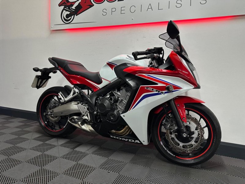 HONDA CBR650F