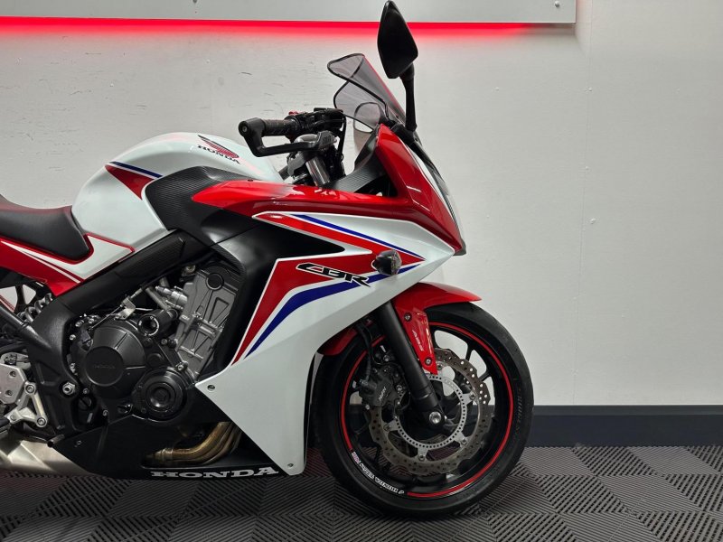 HONDA CBR650F