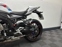 BMW S1000R