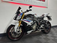 BMW S1000R