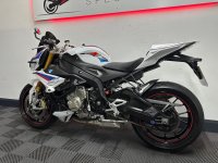 BMW S1000R