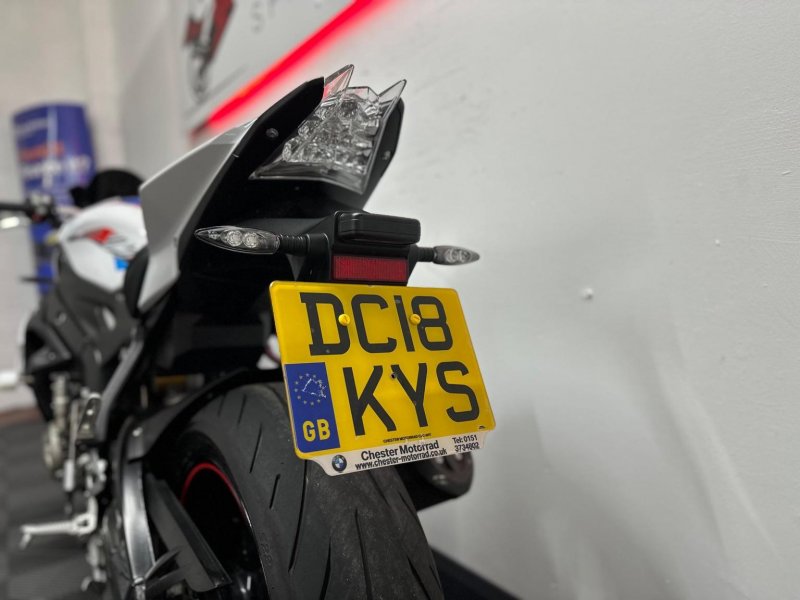 BMW S1000R