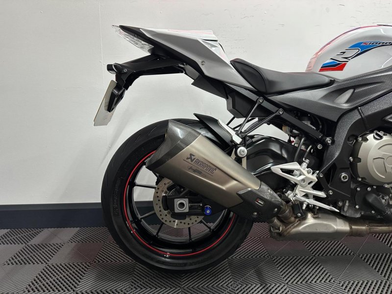 BMW S1000R