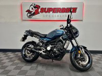 YAMAHA XSR900