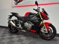 BMW S1000R