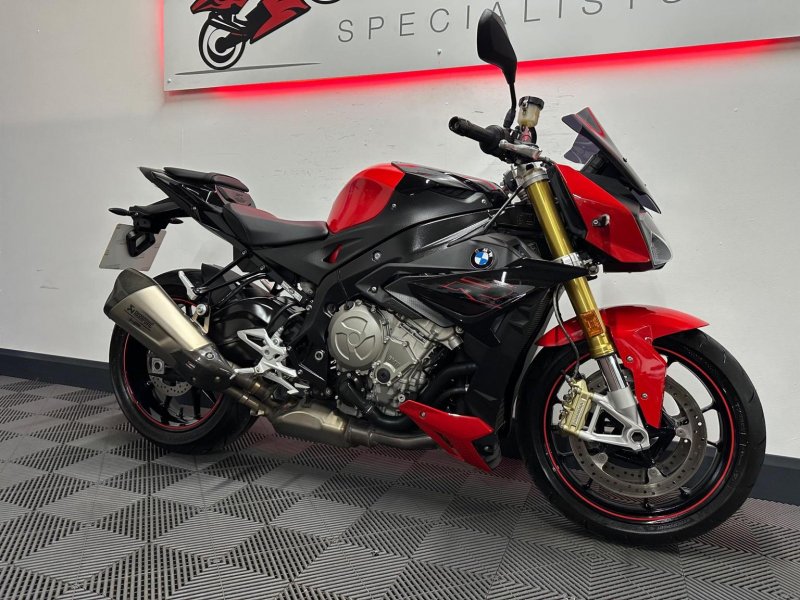 BMW S1000R