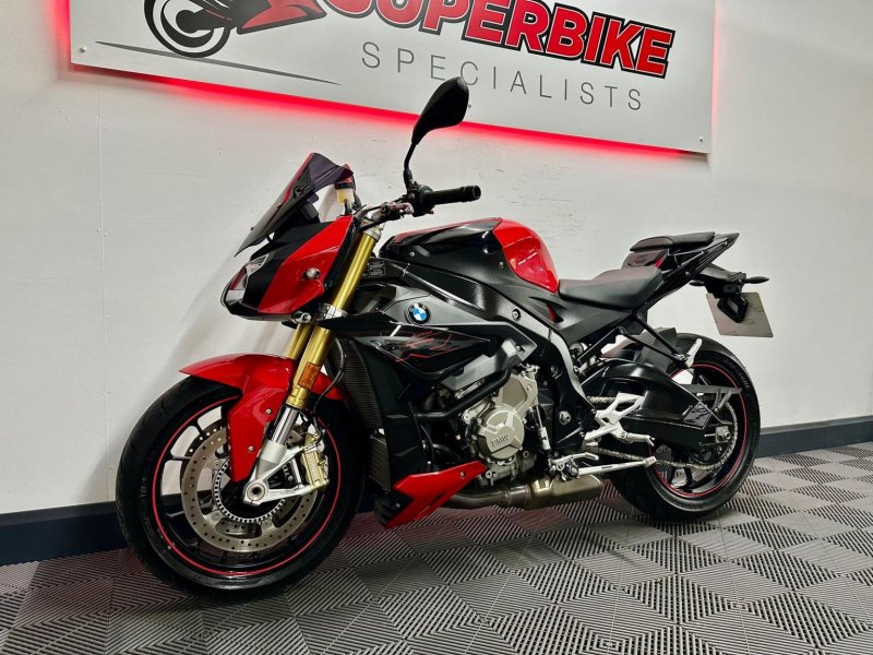 BMW S1000R