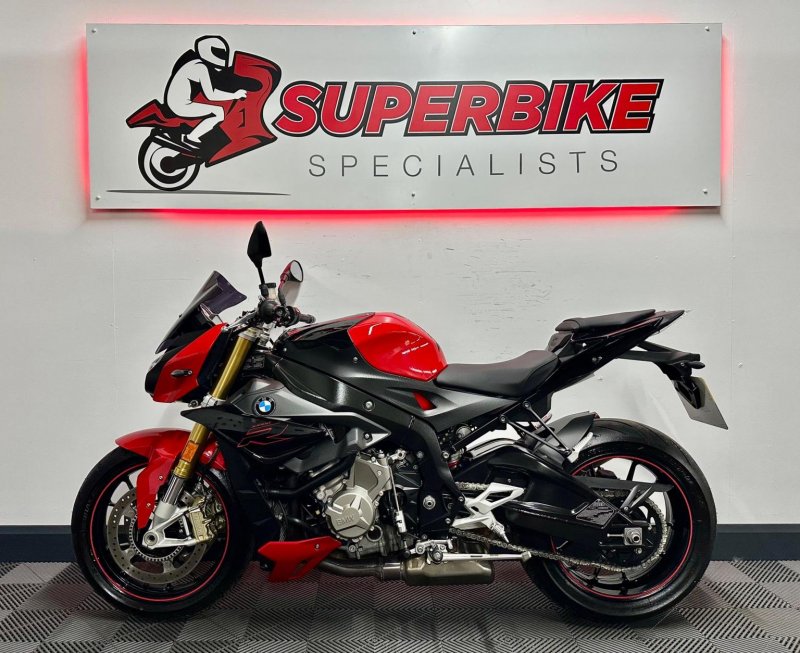 BMW S1000R