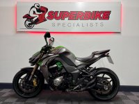 KAWASAKI Z1000