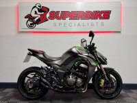KAWASAKI Z1000
