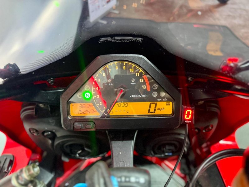 HONDA CBR1000RR Fireblade