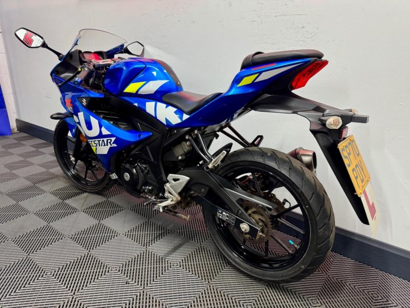 SUZUKI GSXR125