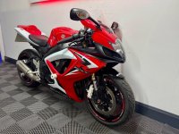 SUZUKI GSXR600