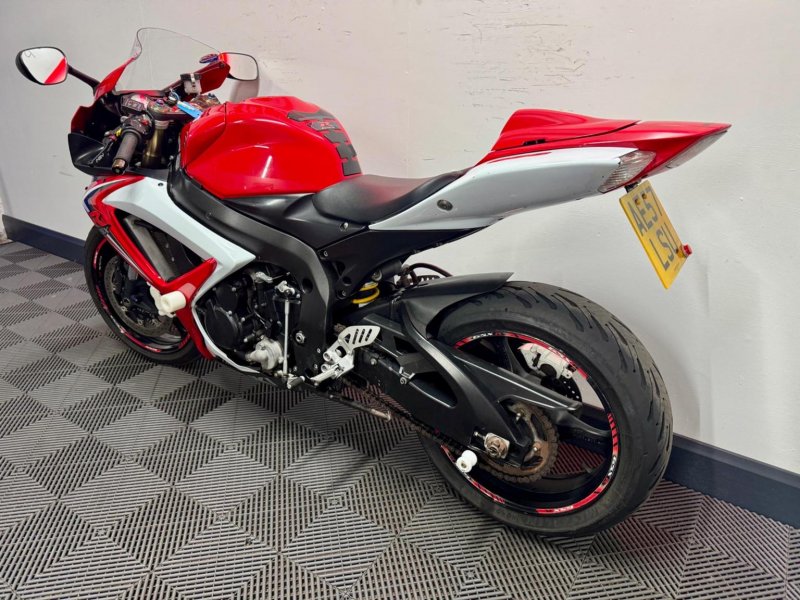 SUZUKI GSXR600